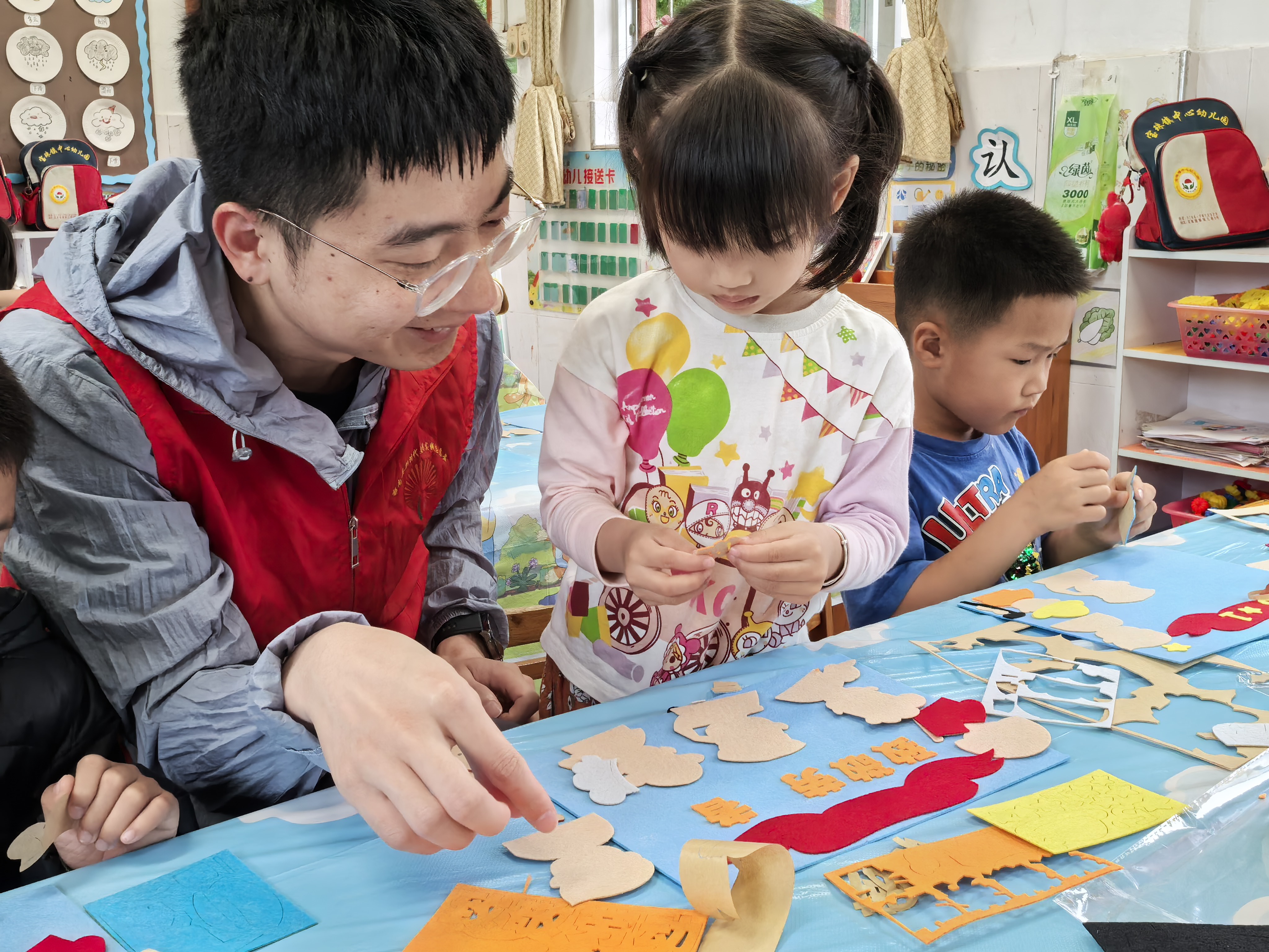 2026年4月29日-寶珠鎮“童心致敬勞動者&middot;巧手獻禮勞動節”五一主題活動 (7).jpg